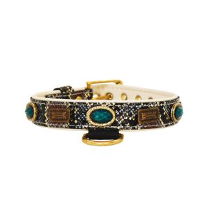 Emerald oval gemstone with a rectangular shield in a hammered design – KD01015/50/25/SM/09
