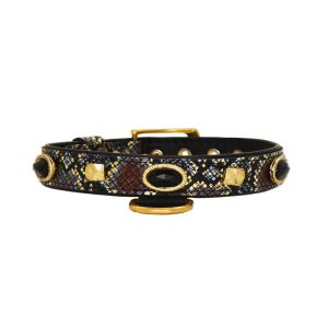Black oval gemstone and square hammered stone – KD01018/45/25/SM/01