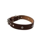 Oval carved shield motif with 2 rhinestones and round rose-colored gem – KD01050/65/40/BR/00