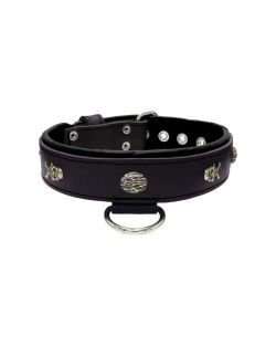 Pirate-themed motif with a skull, round rose-colored gem, and oval hammered stones with leather inlay - KD01054/75/40/BK/01