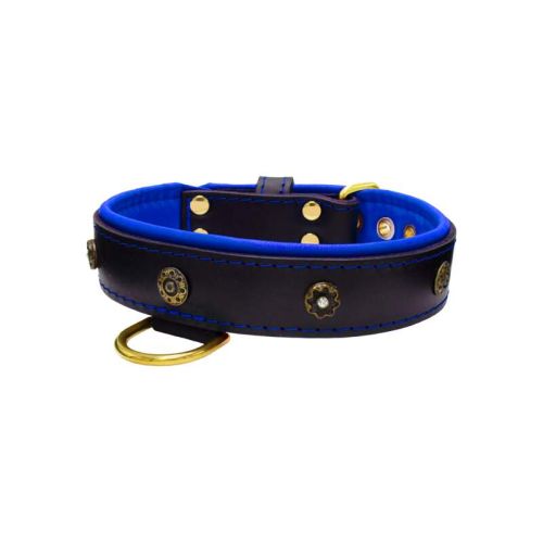 Motivo en forma de flor con strass y escudo redondo tallado con incrustaciones de cuero – KD01059/65/40/BK/03
