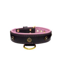 Motivo en forma de flor con strass y escudo redondo tallado con incrustaciones de cuero - KD01059/70/40/BK/10