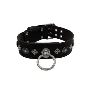 Motif with a striking round rhinestone shield and elaborate square details – KD01066/70/50/BK/00