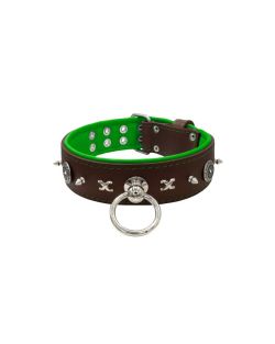 Motivo con impresionantes tachuelas de metal de 10 mm, motivo de cadena y un escudo tallado con brillantes redondos y soporte de cuero - KD01078/70/50/BR/05