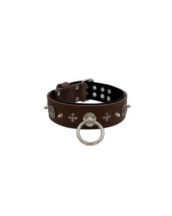 Motivo con impresionantes tachuelas de metal de 10 mm, cruz medieval y escudo redondo tallado con soporte de cuero - KD01081/70/50/BR/01