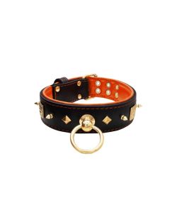 Motif with very impressive 10mm gold metal studs, featuring a square meander shield and small metal pyramids with leather backing - KD01086/70/50/BK/11