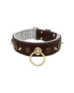 Motivo con impresionantes tachuelas metálicas de 10 mm, con un diseño poligonal y un escudo inca redondo con reverso de cuero - KD01087/70/50/BR/02