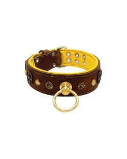 Motivo con formas muy impresionantes, escudo redondo tallado, con un escudo medieval y una piedra cuadrada martillada con soporte de cuero - KD01089/80/50/BR/06
