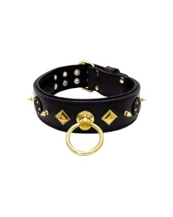 Motivo con impresionantes tachuelas de metal dorado de 10 mm, un escudo con 6 strass redondos y pirámides metálicas con soporte de cuero - KD01091/70/50/BK/01